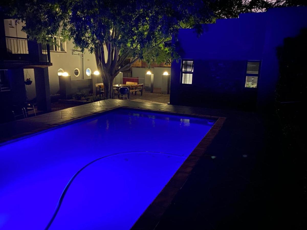 46 On Allcock Guest Apartment & Luxury Room Pretoria-Noord Exteriör bild