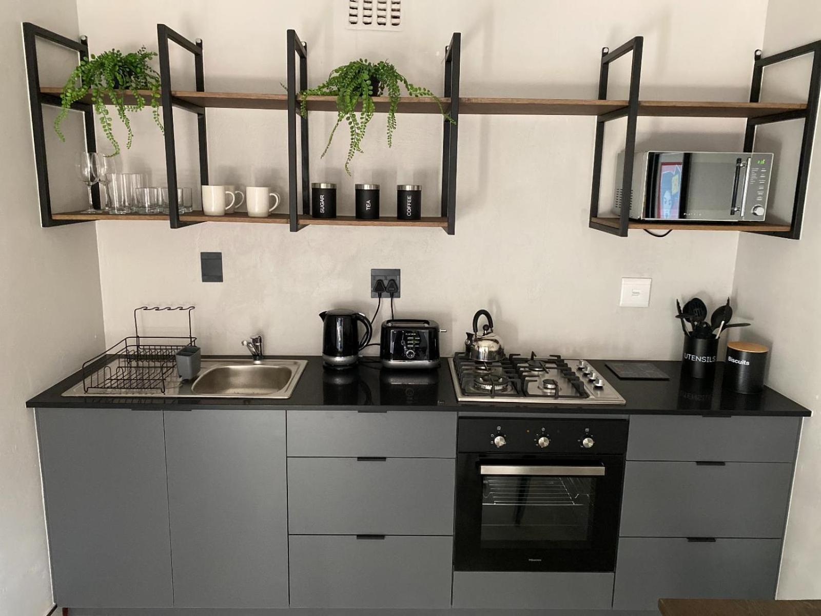 46 On Allcock Guest Apartment & Luxury Room Pretoria-Noord Exteriör bild